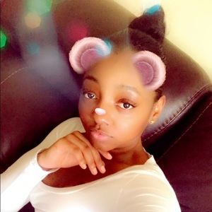 Meet your Posher, Shaneil